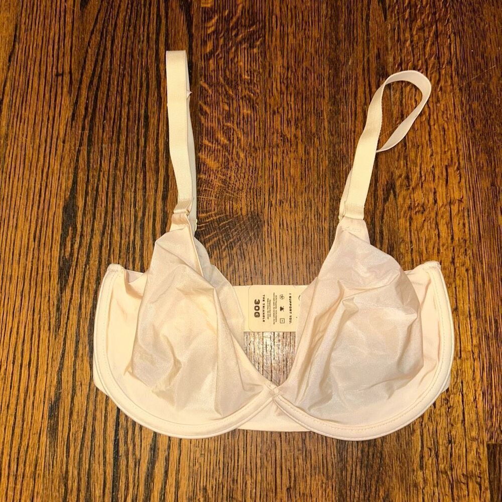 NWOT CUUP The Triangle Bra